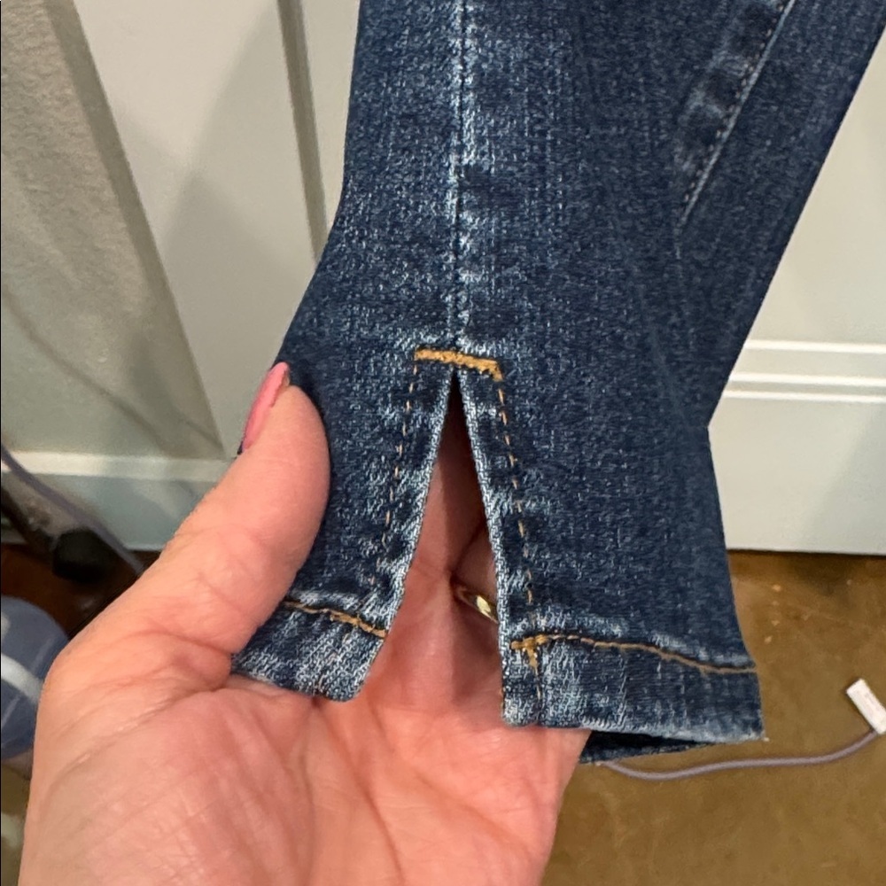 Judy Blue Dark Blue Slim bootcut Leg Jeans - Picture 4 of 10